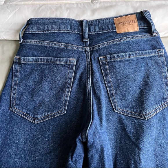 hollister • high rise wide leg, baggy jeans - Picture 4 of 10